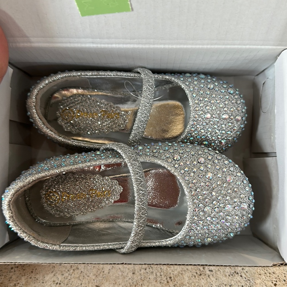 To small, never worn